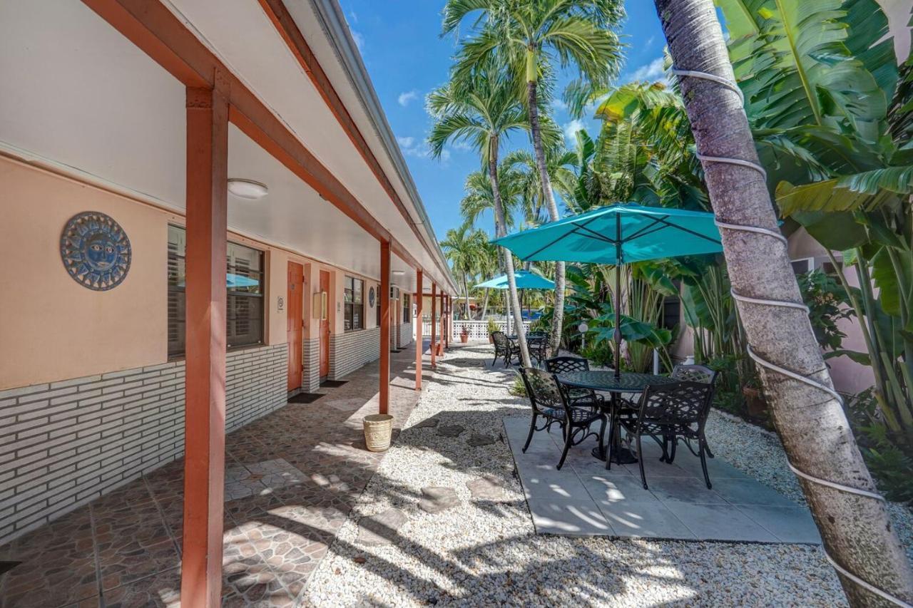 Sea Garden By The Sea Hotell Lauderdale-by-the-Sea Exteriör bild
